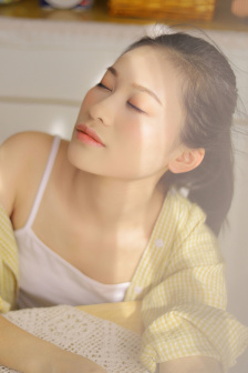 明星专题：张暖雅